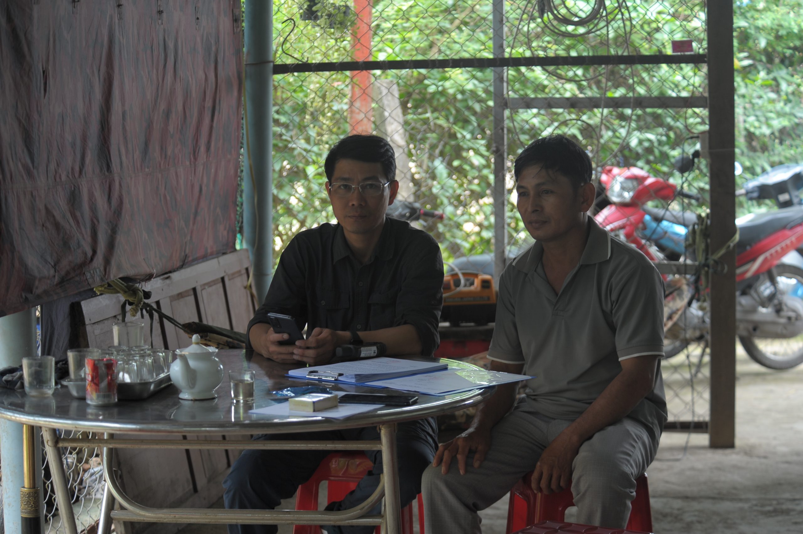CTNC experts interviewing local residents about the presence of Southern Yellow-Cheeked Gibbons